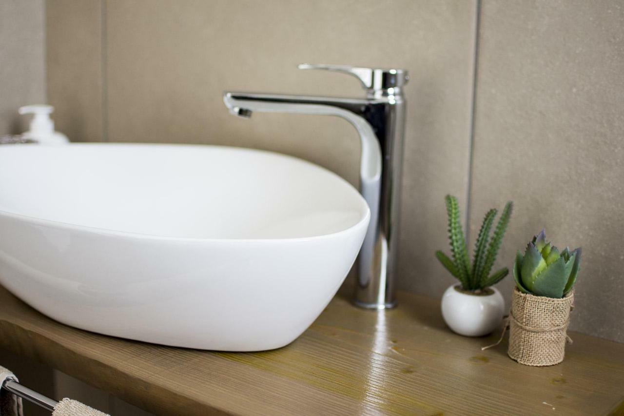 Home Suites Home Salionze Экстерьер фото