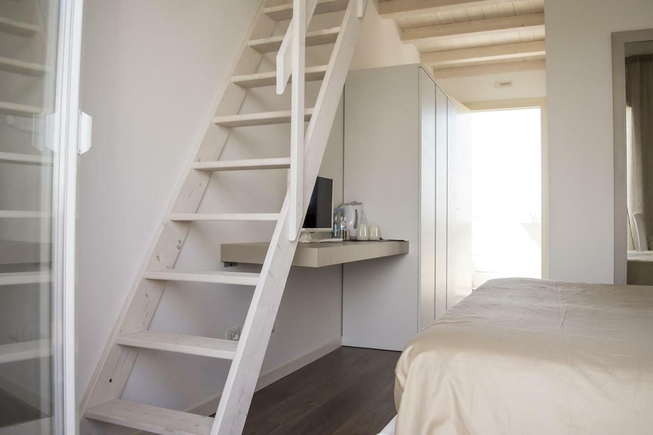 Home Suites Home Salionze Экстерьер фото