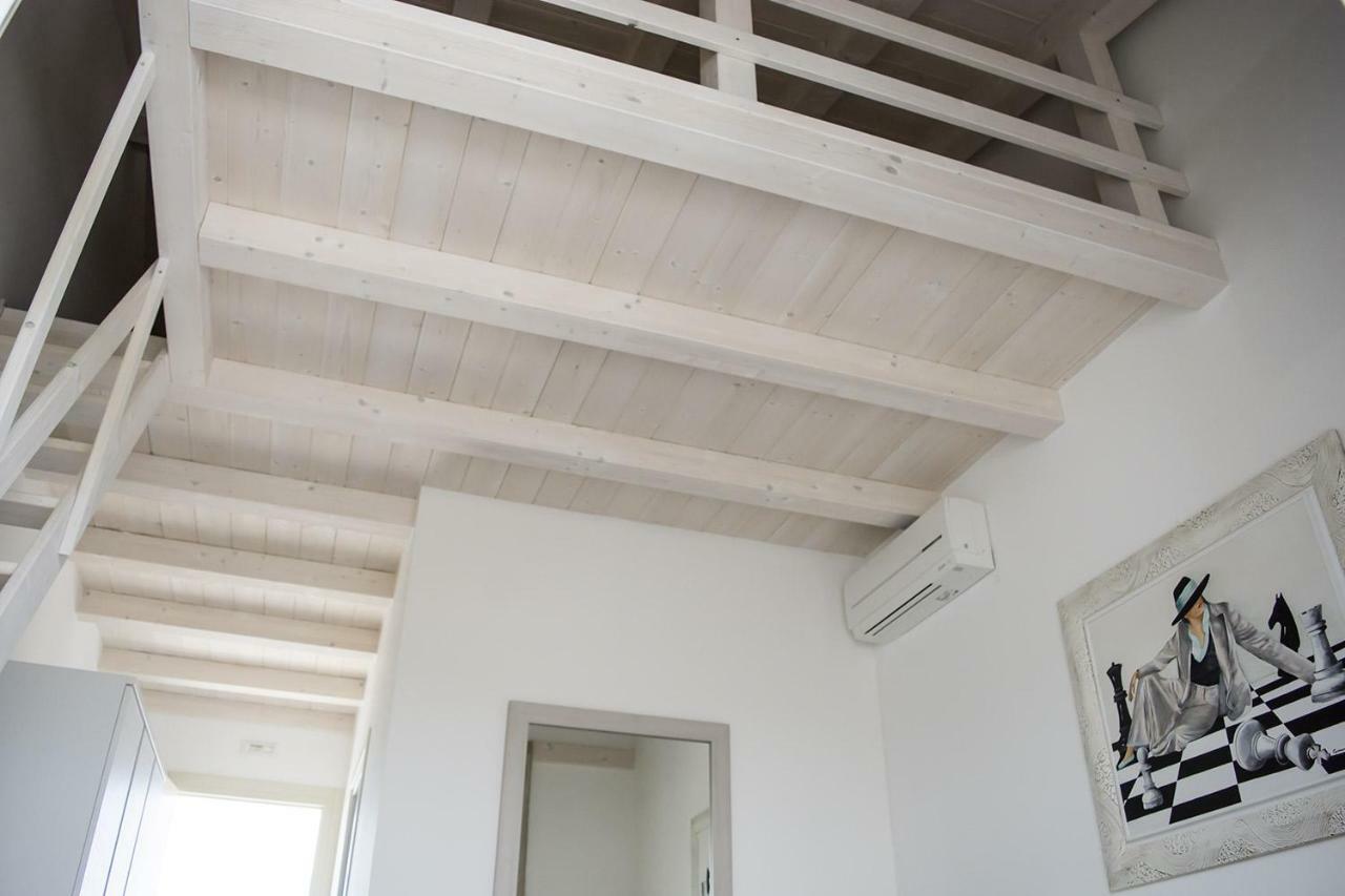 Home Suites Home Salionze Экстерьер фото