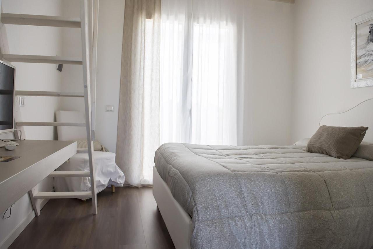 Home Suites Home Salionze Экстерьер фото
